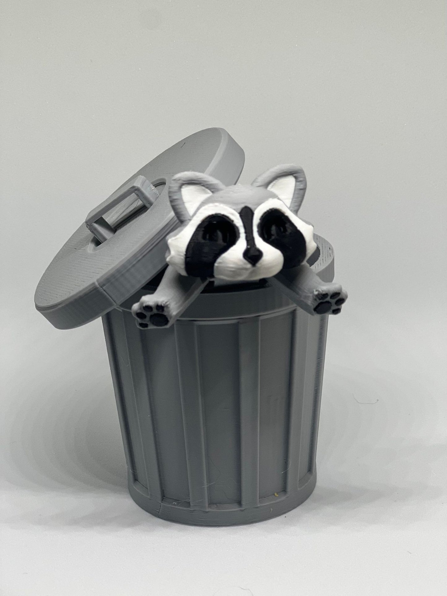 3D printed Raccoons in Trash Can!